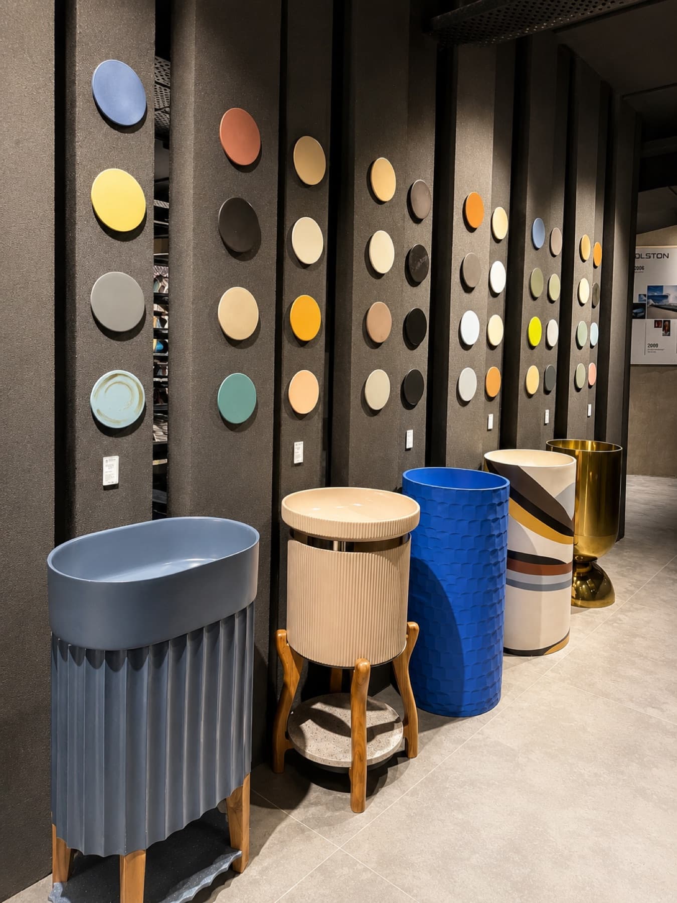 Kohler artist edition pedestal basins in fluted blue, textured cobalt and brushed gold at Tayo Living, Gurgaon